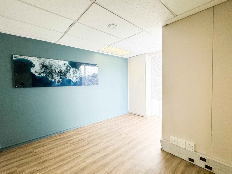 To Let Commercial Property for Rent in Mouille Point Western Cape